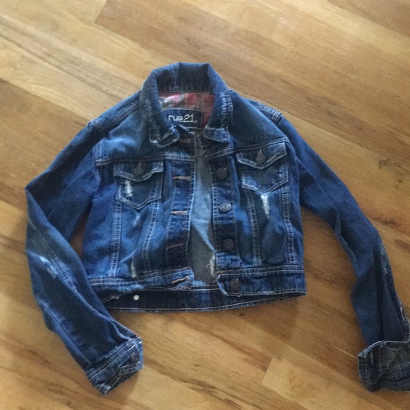 Rue21 Jackets & Blazers - Rue 21 Crop distressed jean jacket